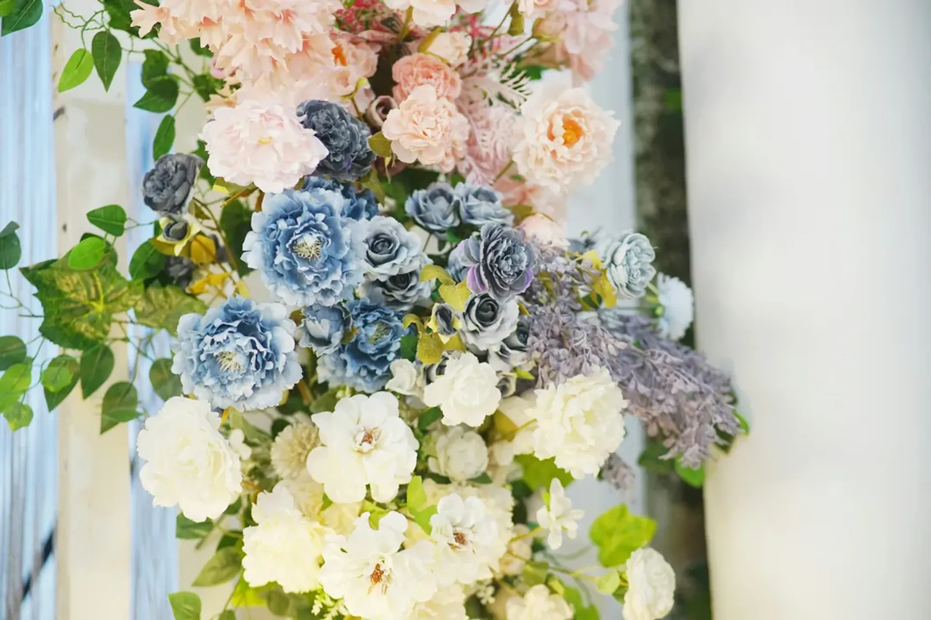 Kvetinová fotostena: Dominanta vašej svadby na Orave